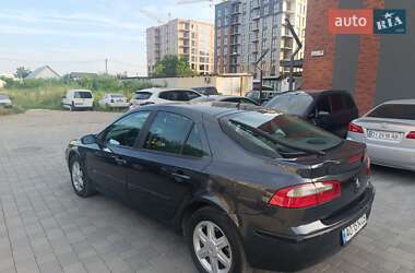 Лифтбек Renault Laguna 2002 в 