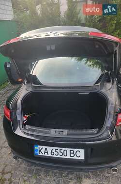 Купе Renault Laguna 2011 в 