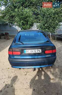 Лифтбек Renault Laguna 1995 в Калуше