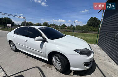 Ліфтбек Renault Laguna 2011 в Звягелі