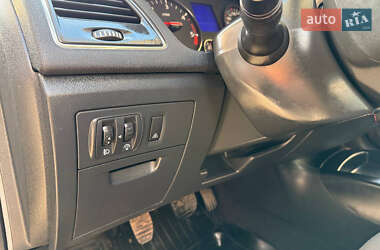 Лифтбек Renault Laguna 2011 в 
