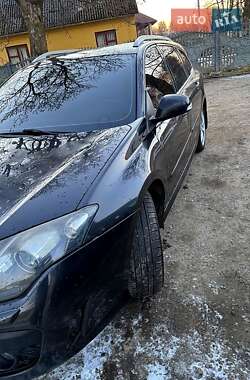 Renault Laguna 2010 Renault Laguna 2010