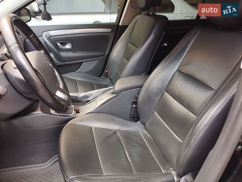 Лифтбек Renault Laguna 2008 в Киеве фото 11 Лифтбек Renault Laguna 2008 в Киеве