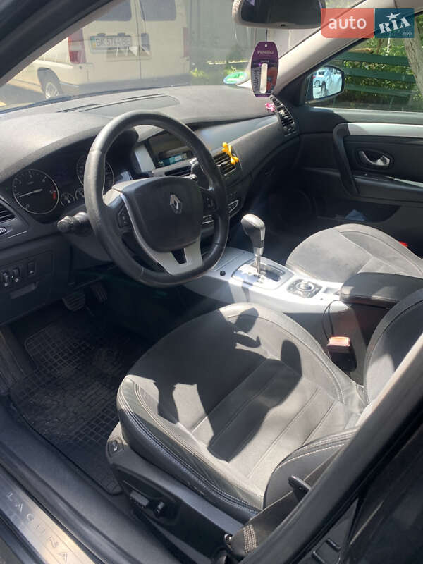 Универсал Renault Laguna 2008 в Здолбунове