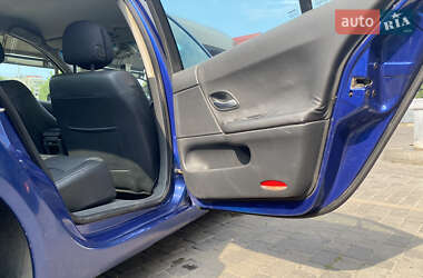 Ліфтбек Renault Laguna 2005 в 