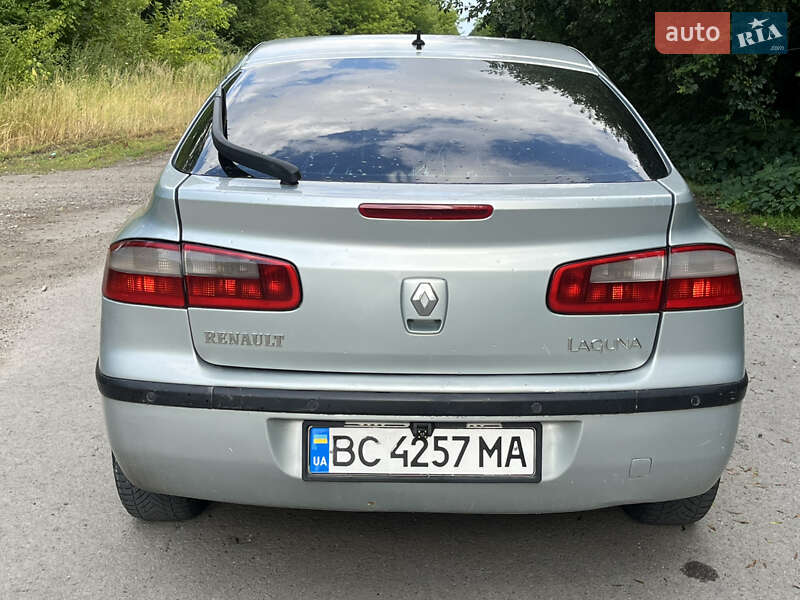 Лифтбек Renault Laguna 2002 в Тернополе