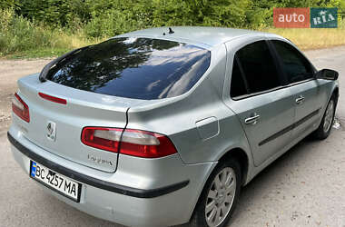 Лифтбек Renault Laguna 2002 в 
