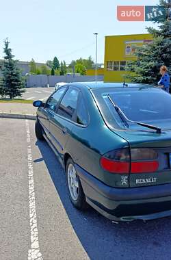 Лифтбек Renault Laguna 1994 в Виннице