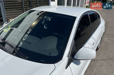 Лифтбек Renault Laguna 2011 в 