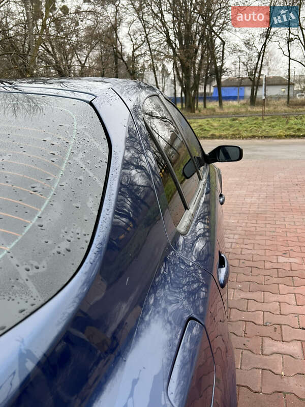 Лифтбек Renault Laguna 2003 в Гоще