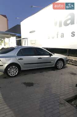 Лифтбек Renault Laguna 2002 в 