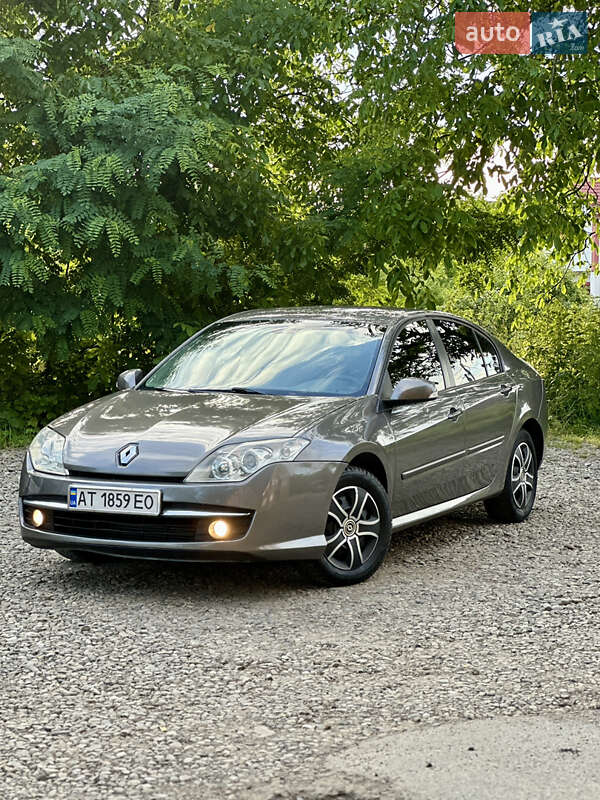 Лифтбек Renault Laguna 2010 в Коломые