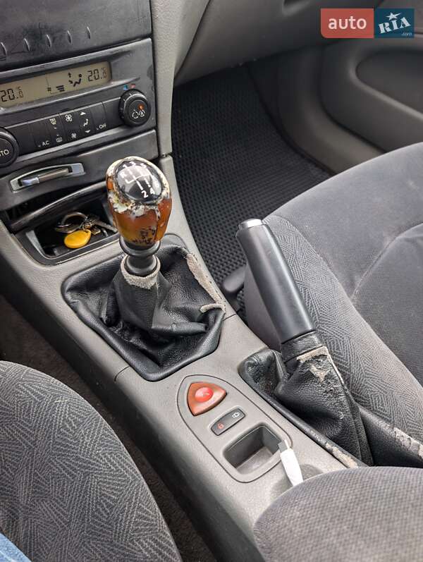 Универсал Renault Laguna 2001 в Ивано-Франковске