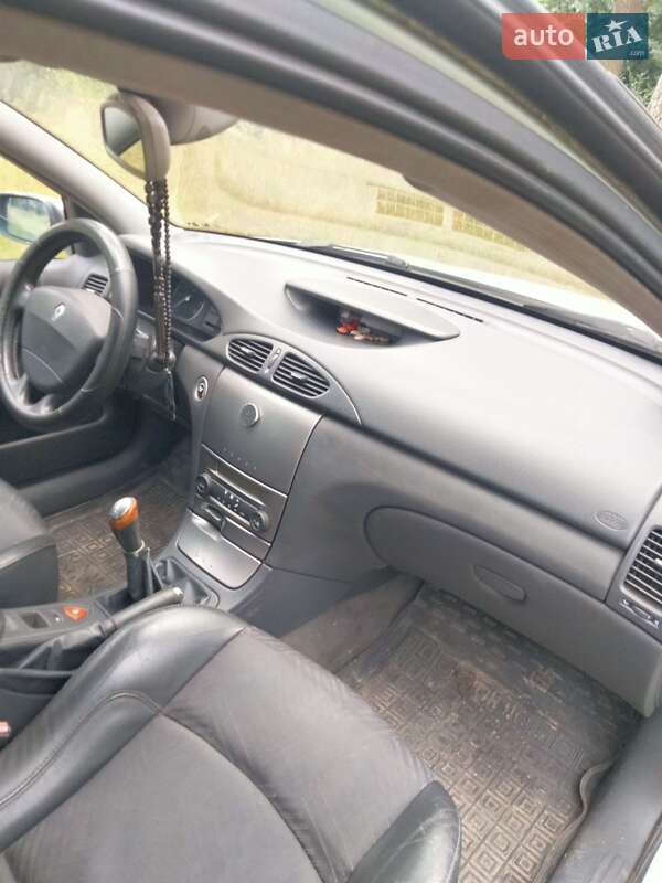 Универсал Renault Laguna 2001 в Козельце