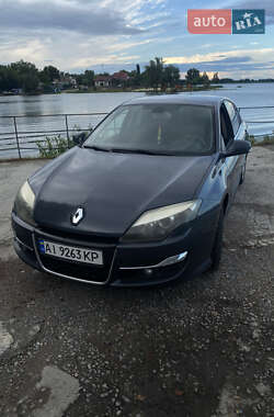 Лифтбек Renault Laguna 2011 в Ржищеве
