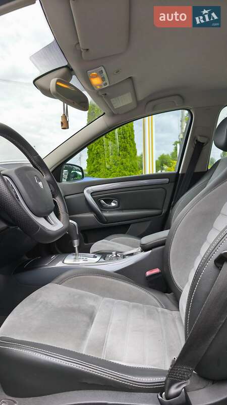 Лифтбек Renault Laguna 2010 в Киеве