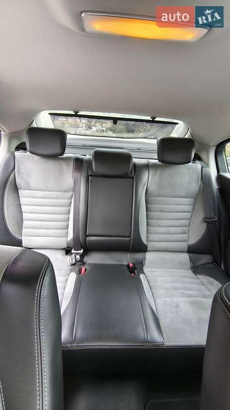 Лифтбек Renault Laguna 2010 в Киеве