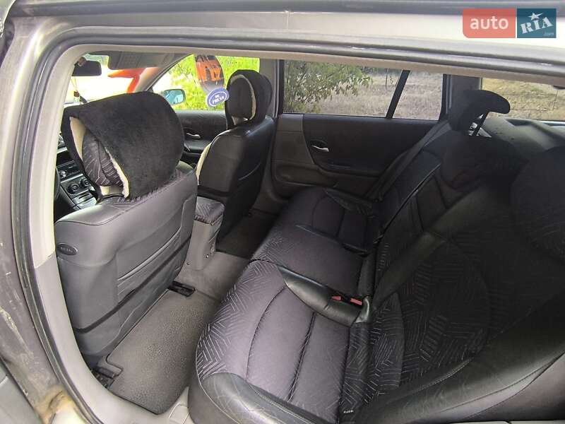 Універсал Renault Laguna 2001 в Южноукраїнську