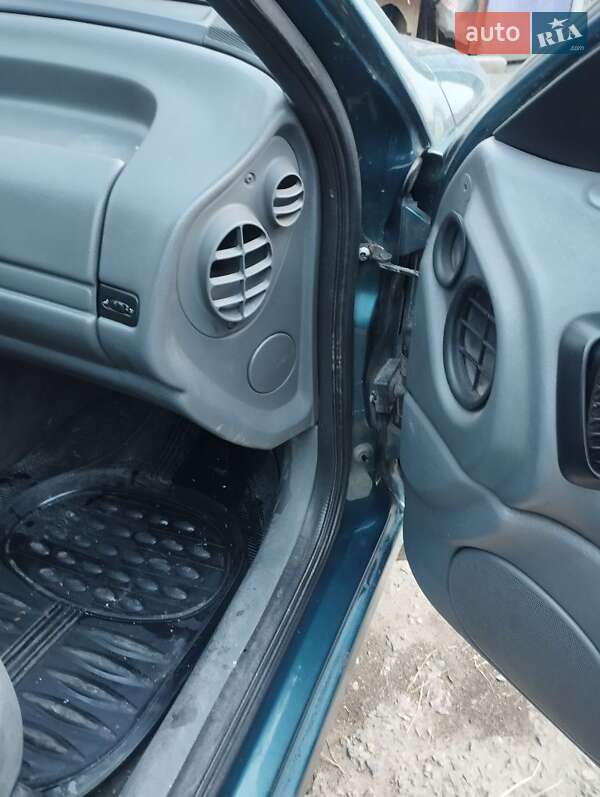 Универсал Renault Laguna 1995 в Днепре