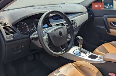 Купе Renault Laguna 2009 в 