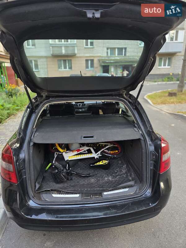 Універсал Renault Laguna 2010 в Києві