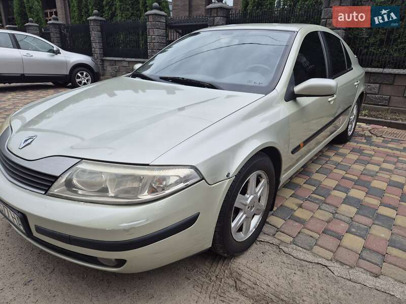 Ліфтбек Renault Laguna 2003 в Рівному