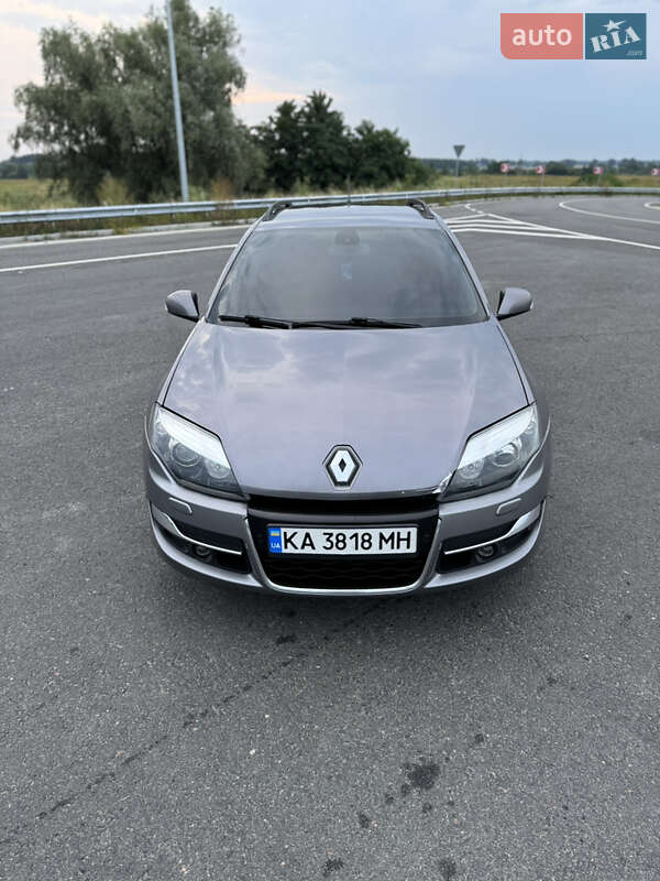 Универсал Renault Laguna 2010 в Козельце