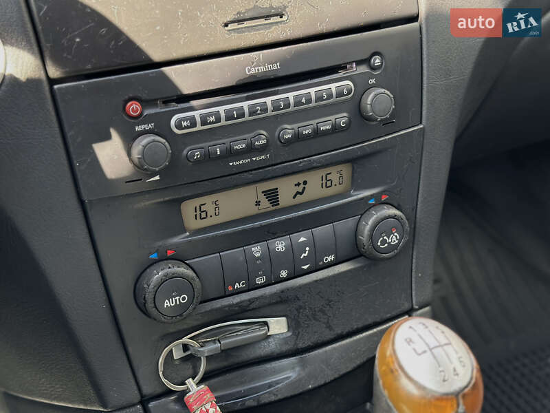 Универсал Renault Laguna 2005 в Шептицькому фото 40 Универсал Renault Laguna 2005 в Шептицькому