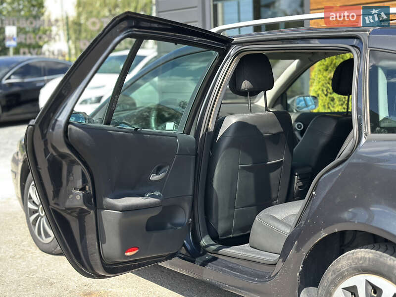 Универсал Renault Laguna 2005 в Шептицькому фото 44 Универсал Renault Laguna 2005 в Шептицькому