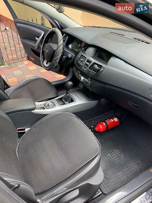 Универсал Renault Laguna 2012 в Ивано-Франковске