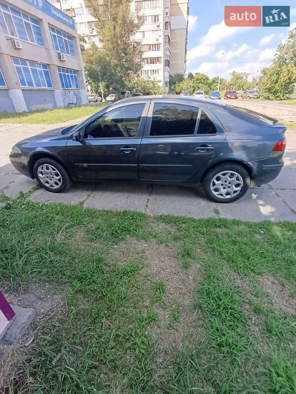 Ліфтбек Renault Laguna 2002 в Києві