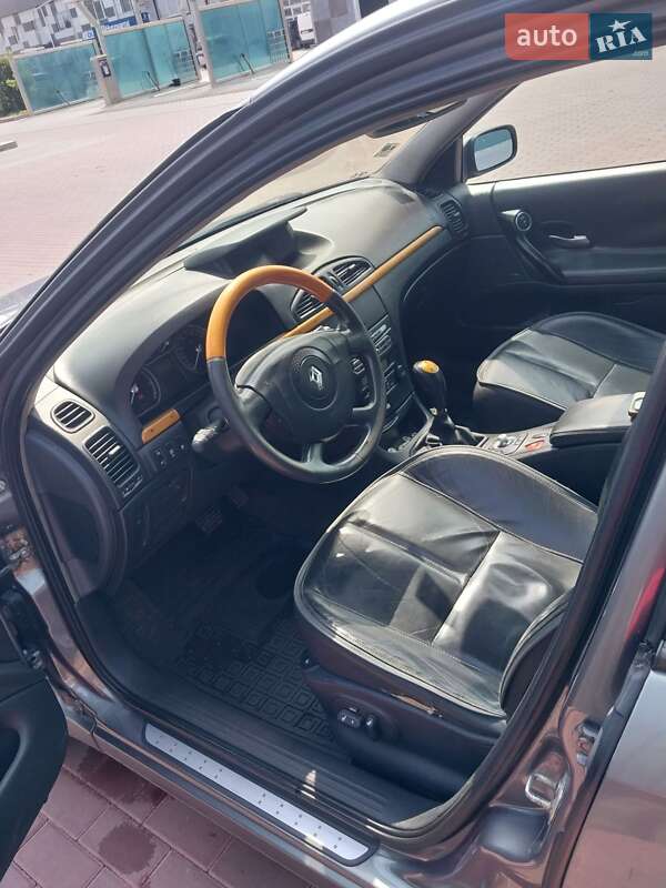 Универсал Renault Laguna 2005 в Ровно