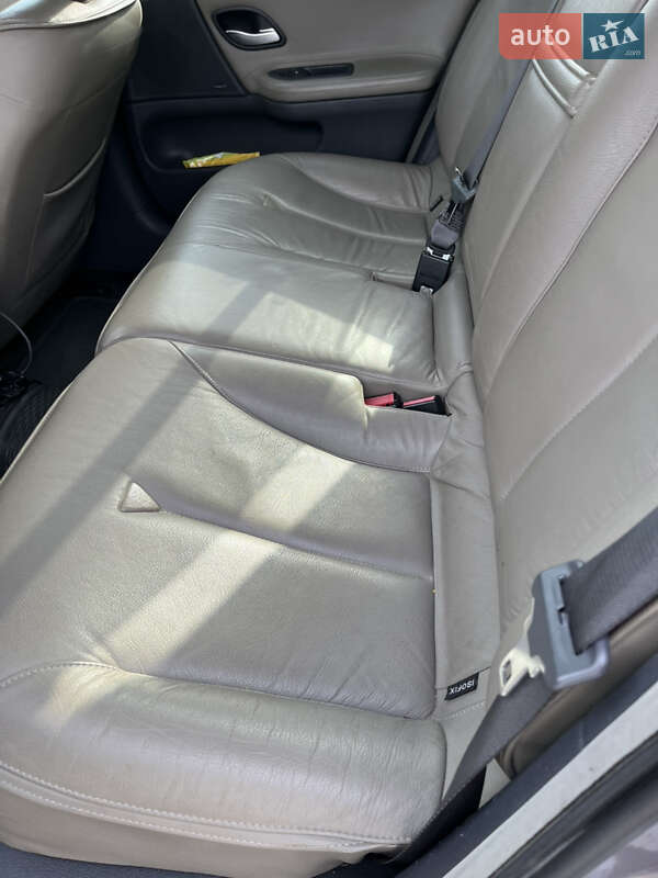 Универсал Renault Laguna 2003 в Тернополе
