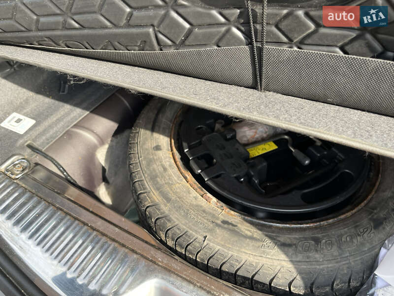 Универсал Renault Laguna 2003 в Тернополе