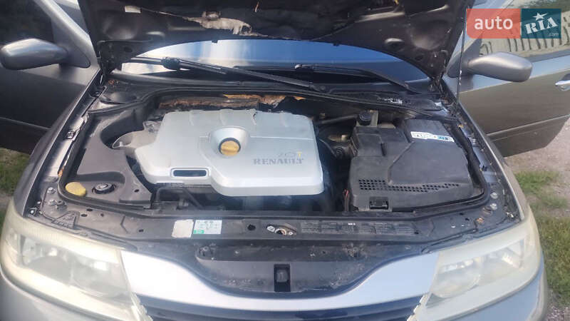 Ліфтбек Renault Laguna 2004 в Києві