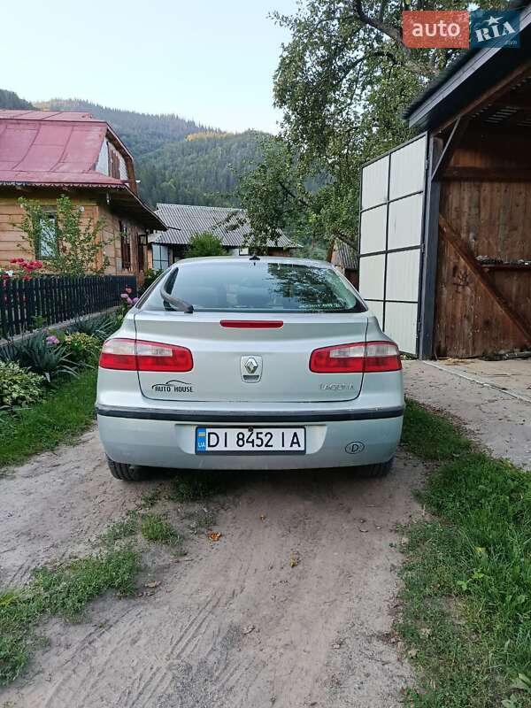 Ліфтбек Renault Laguna 2001 в Косові