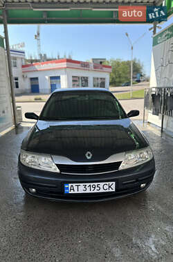 Ліфтбек Renault Laguna 2002 в Івано-Франківську