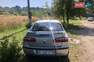 Лифтбек Renault Laguna 2001 в 