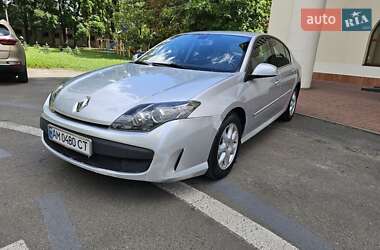 Лифтбек Renault Laguna 2010 в Киеве