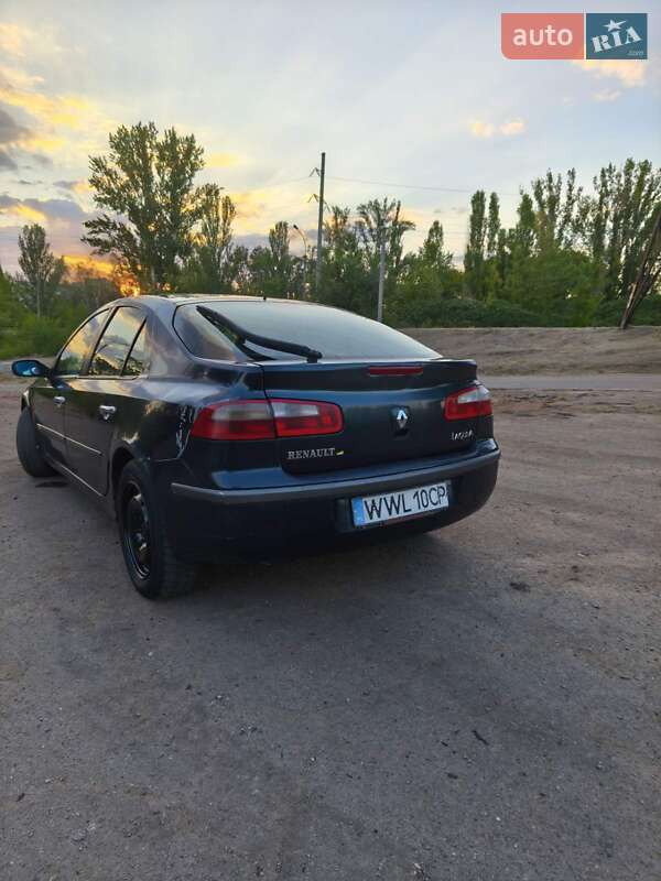 Лифтбек Renault Laguna 2001 в Кривом Роге