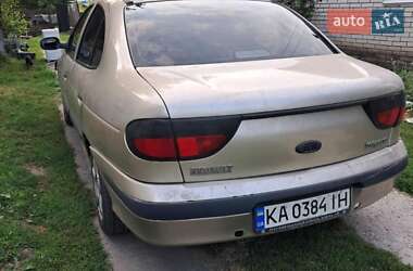 Лифтбек Renault Laguna 1997 в Кагарлыке
