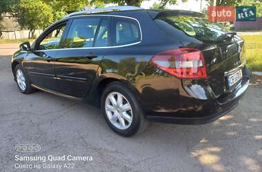 Универсал Renault Laguna 2011 в Чернигове