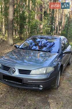Ліфтбек Renault Laguna 2005 в Недригайліву