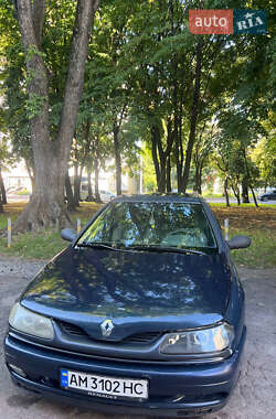 Ліфтбек Renault Laguna 1995 в Житомирі