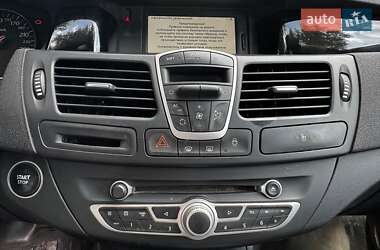 Лифтбек Renault Laguna 2012 в 