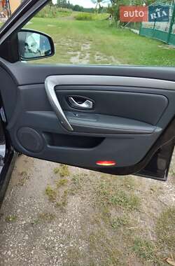 Универсал Renault Laguna 2012 в 
