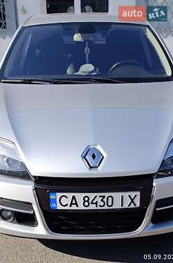 Ліфтбек Renault Laguna 2011 в Черкасах