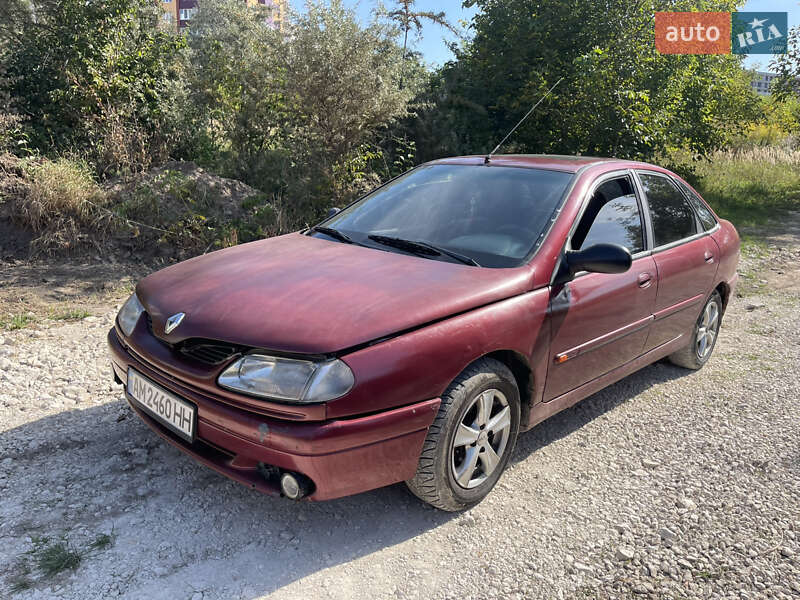 Ліфтбек Renault Laguna 1995 в Тернополі