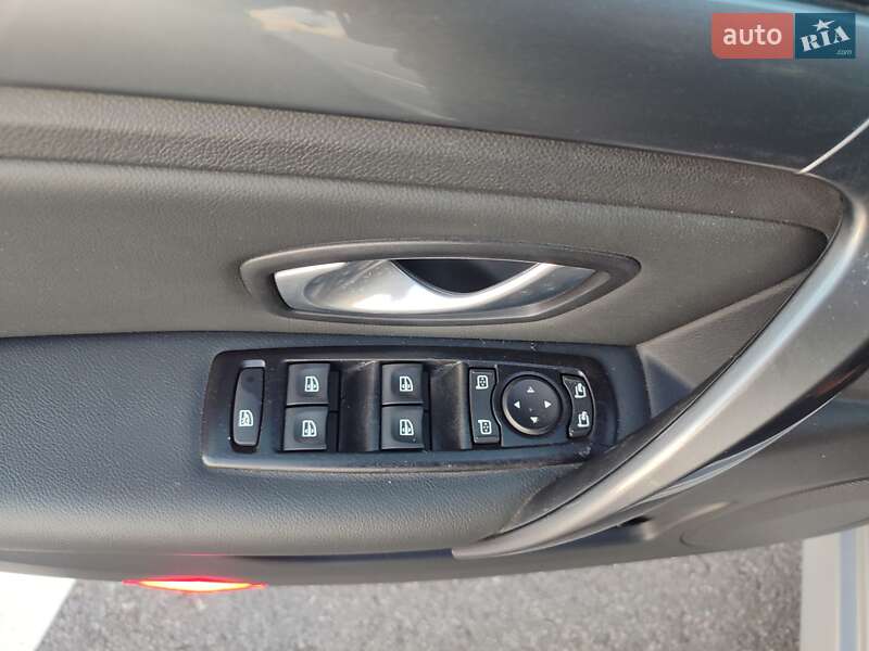 Лифтбек Renault Laguna 2008 в Волочиске