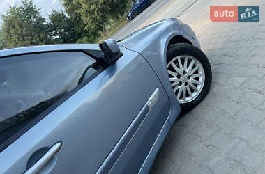 Лифтбек Renault Laguna 2006 в 